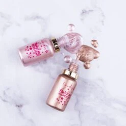 Illuminateur Nacré Fluide MAKE ME HIGHLIGHT 17ml 5 Illuminateur Nacré Fluide MAKE ME HIGHLIGHT 17ml -Super Beaute Boutique illuminateur nacre fluide make me highlight 17ml 2