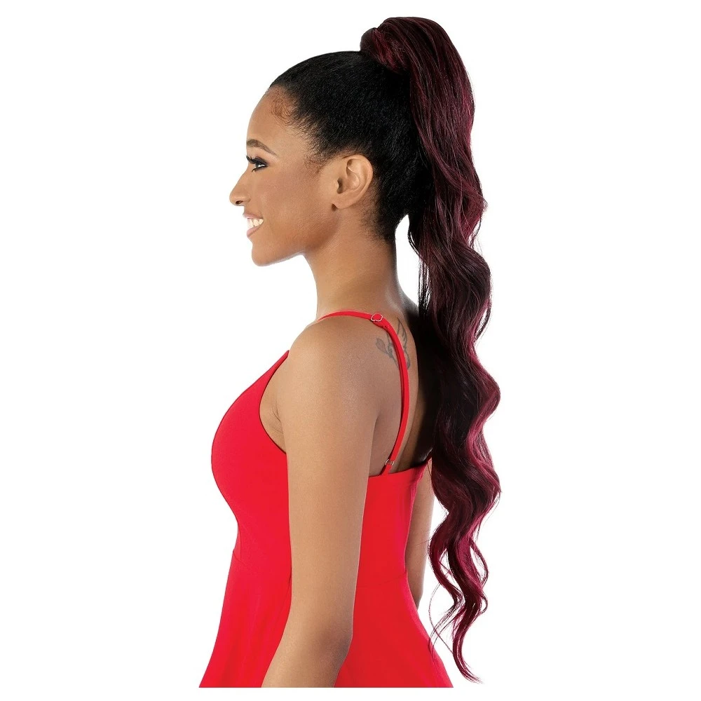 MOTOWN TRESS Postiche LOOSE BODY CURL 28'' (Pony Wrap) 1 MOTOWN TRESS Postiche LOOSE BODY CURL 28'' (Pony Wrap)